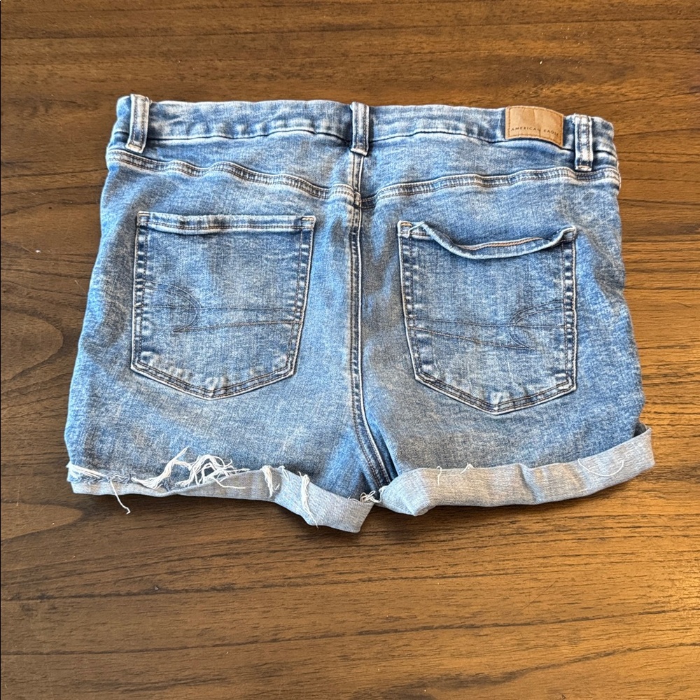 American Eagle Outfitters Next Level Curvy Hi-Rise Shortie Shorts - Picture 4 of 4